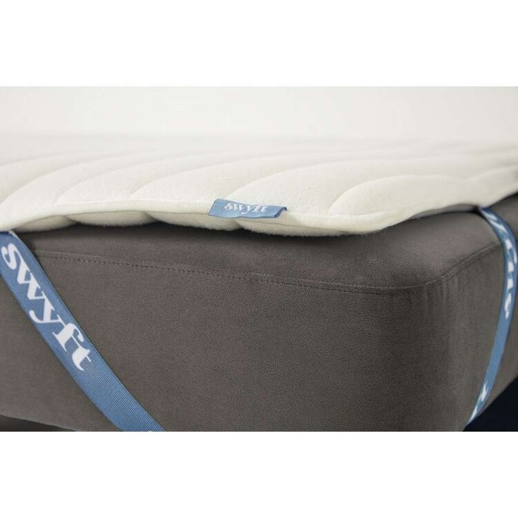 Swyft Model 04 Three Seater Sofa Bed in Velvet from Accessories for the Home Swyft Model 04 Three Seater Sofa Bed in Velvet from Accessories for the Home