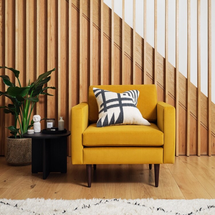 Swyft Model 01 Armchair in Velvet from Accessories for the Home Swyft Model 01 Armchair in Velvet from Accessories for the Home