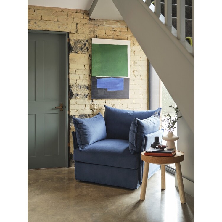 Swyft Model 06 Armchair in Velvet from Accessories for the Home Swyft Model 06 Armchair in Velvet from Accessories for the Home