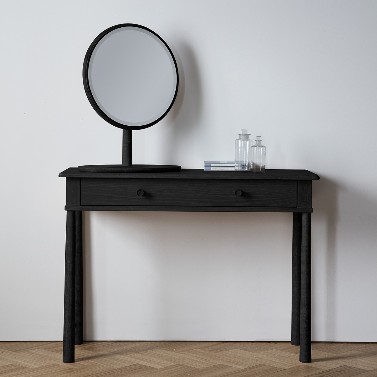 Black mirrored dressing table best sale