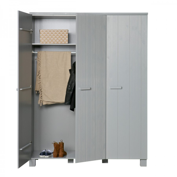 Dennis Solid Pine Triple Wardrobe from Accessories for the Home Dennis Solid Pine Triple Wardrobe from Accessories for the Home