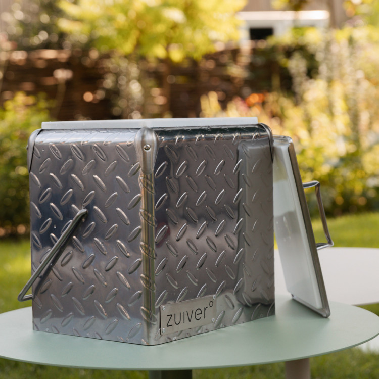 Zuiver Cooler Be Heavy in Stainless Steel from Accessories for the Home Zuiver Cooler Be Heavy in Stainless Steel from Accessories for the Home