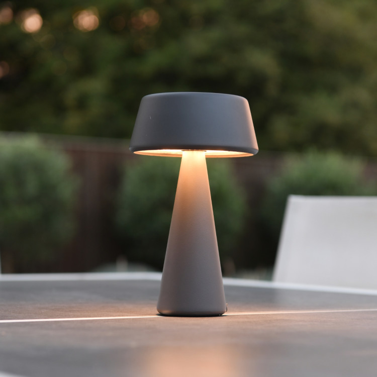 Extreme Lounging Indoor & Outdoor B-Lamp from Accessories for the Home Extreme Lounging Indoor & Outdoor B-Lamp from Accessories for the Home