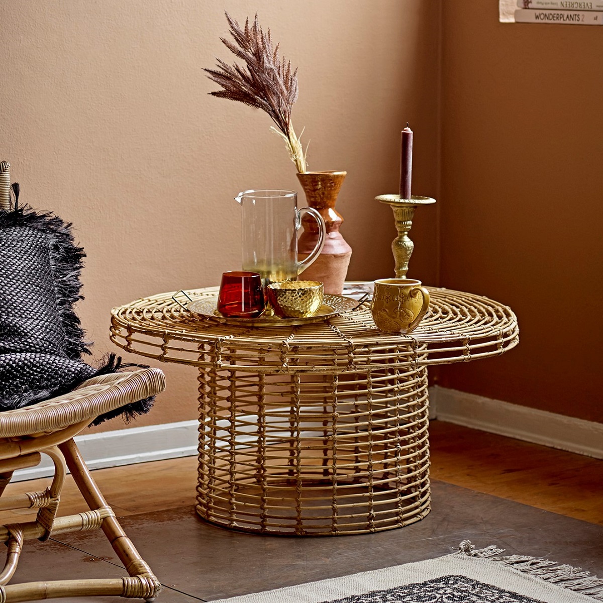 rattan table