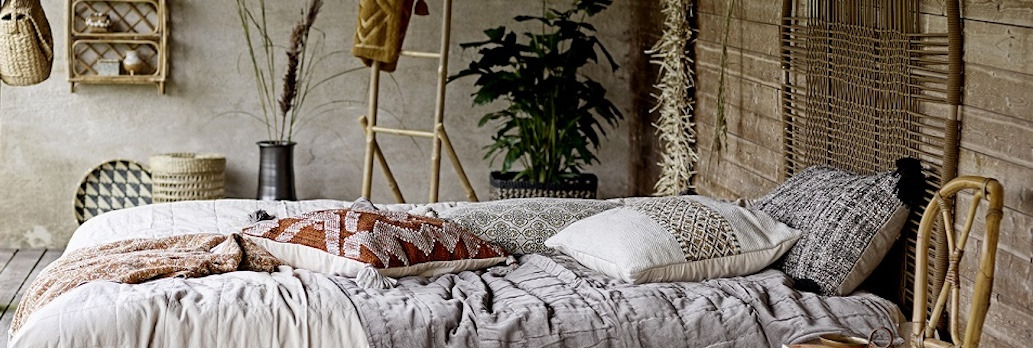 How to Style Plants in Your Bedroom
